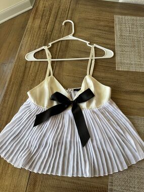Forever 21 Ivory and Black Pleated Spaghetti Strap Camisole